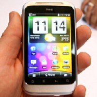 Първи минути с HTC Wildfire S